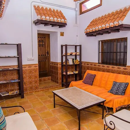 Cortijo 4 Elementos Bed and Breakfast