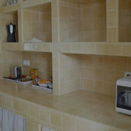 Cortijo 4 Elementos Bed & Breakfast